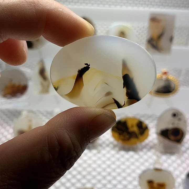 未镶嵌颈饰玛瑙/玉髓