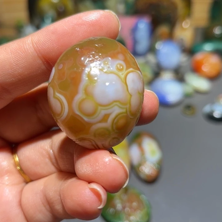 未镶嵌玛瑙/玉髓珠宝奇石