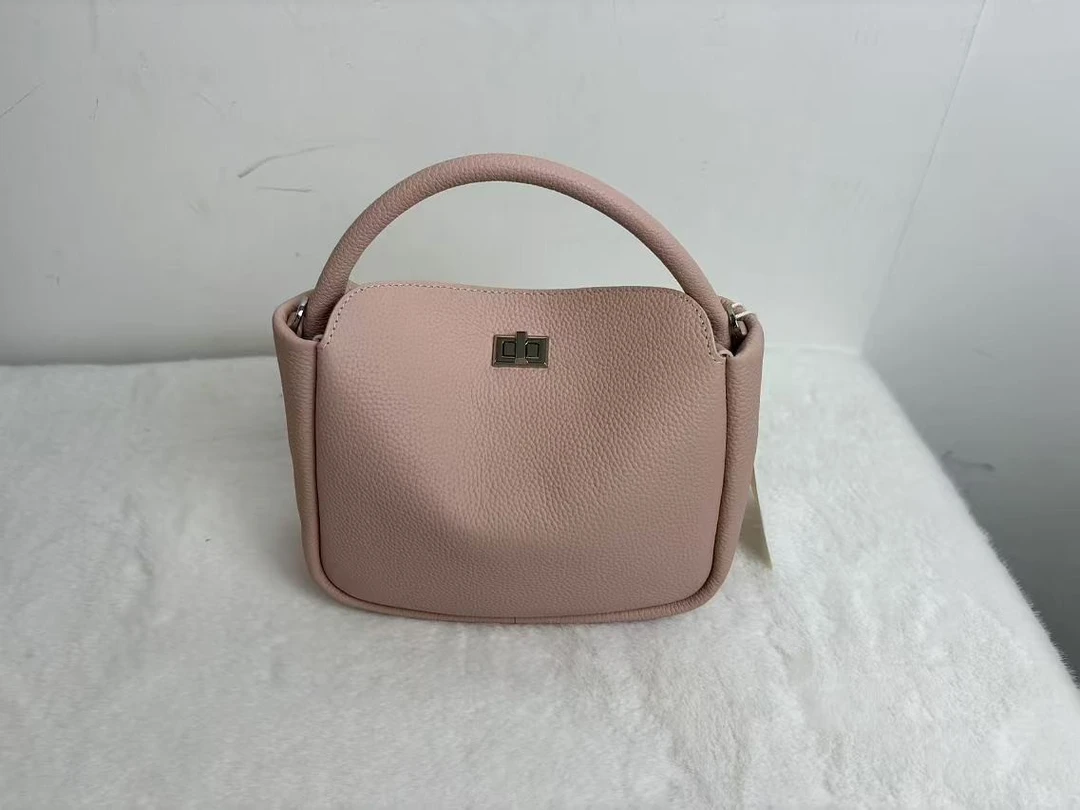 F9915粉色新款时尚通勤真皮女包