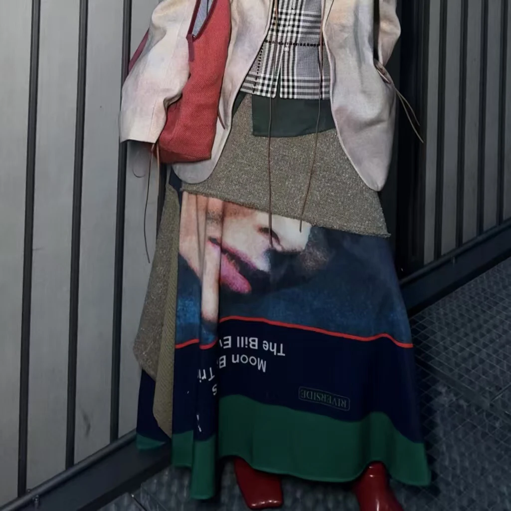 拼接设计人脸半身裙