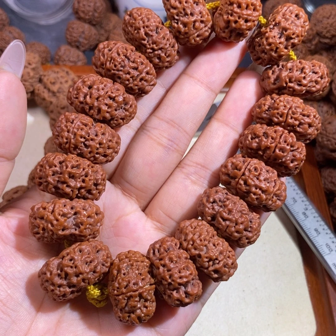 金刚菩提手串夹板蜂王24mm