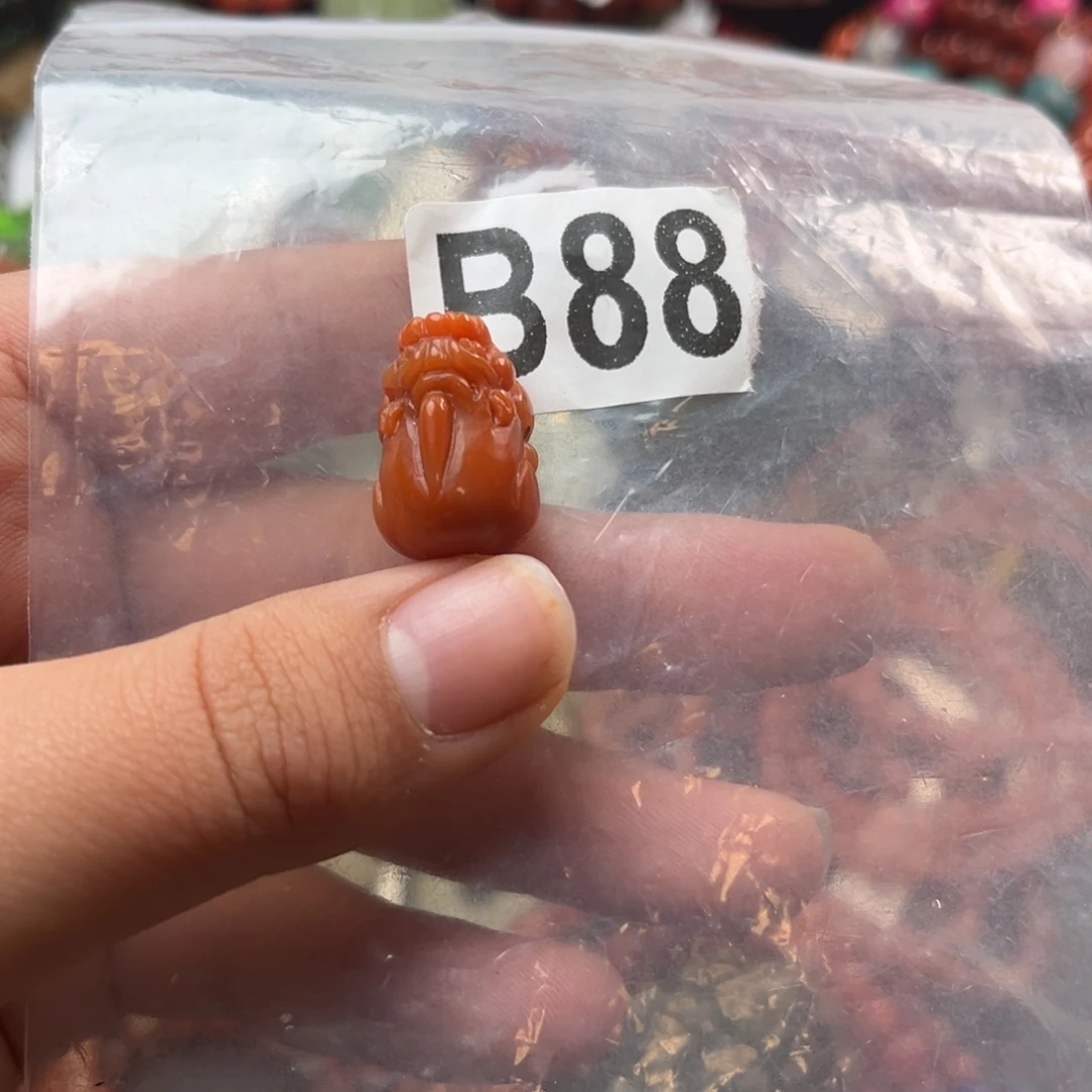 南红玛瑙未镶嵌珠宝奇石