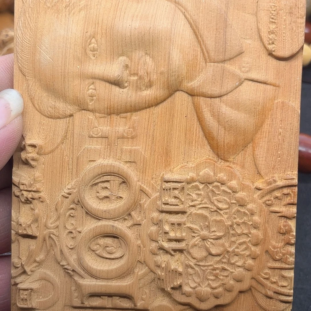 把件柏木手把件了