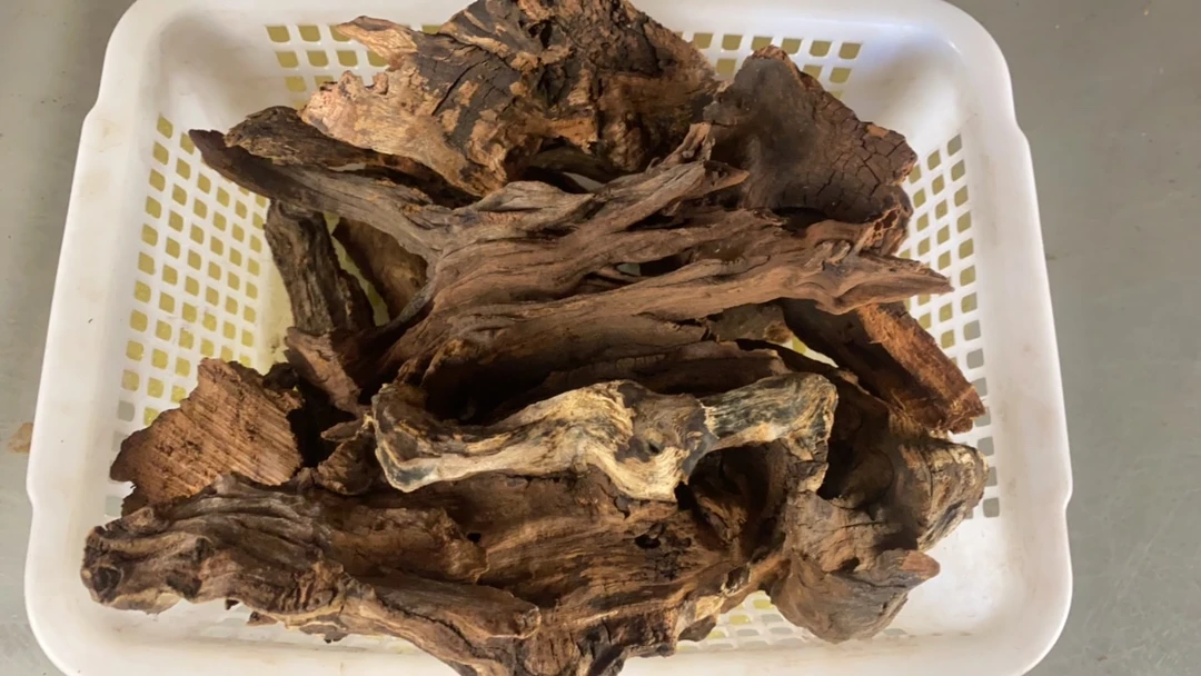 鱼缸造景素材随型料，随机发一筐，只冲洗不打磨，个别不秒沉！