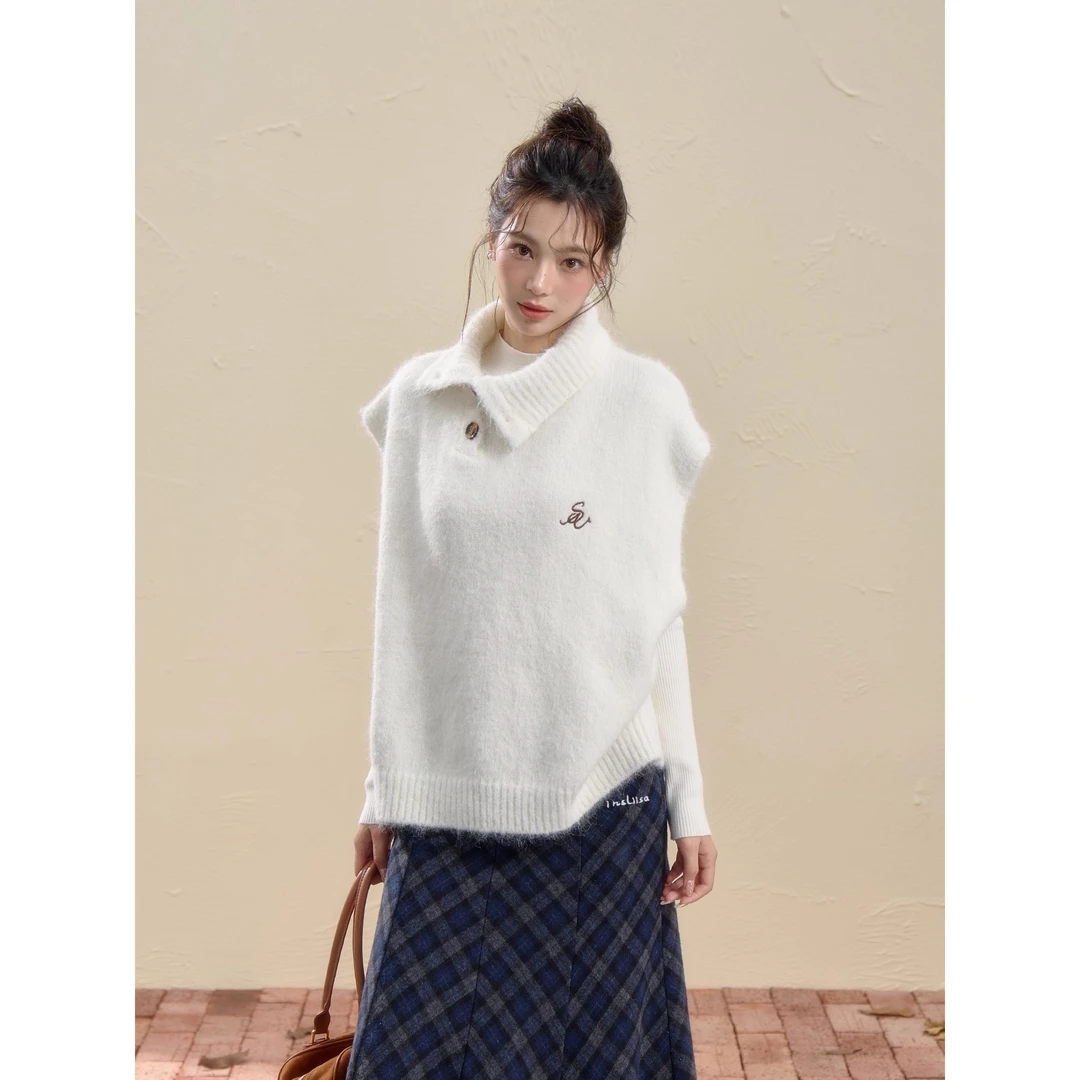 溪溪靓衫不规则翻领无袖针织马甲女秋冬保暖设计感小众韩系毛衣