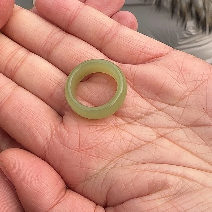 和田玉颈饰未镶嵌卡18加