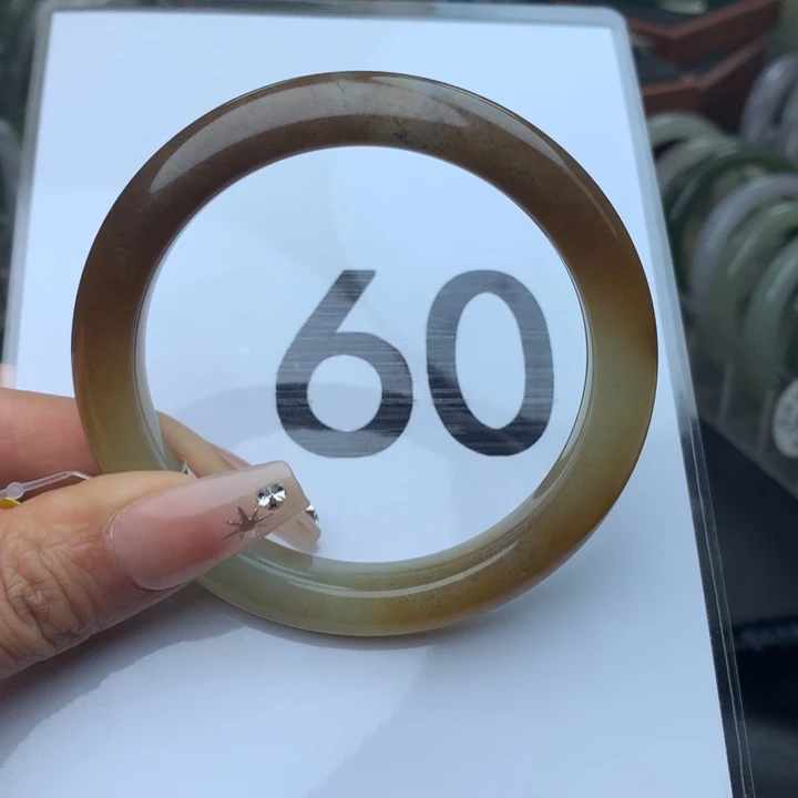未镶嵌手镯和田玉50