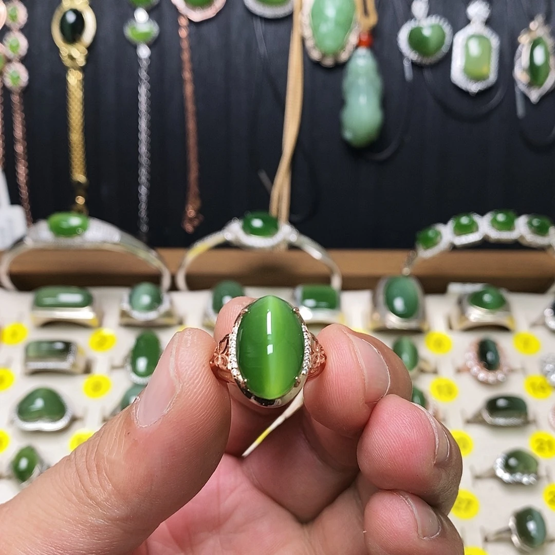 是***神和田玉（碧玉）银S925镶嵌戒指
