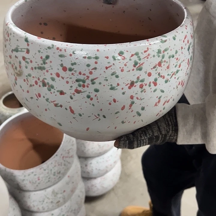 高度19厘米口26厘米微瑕