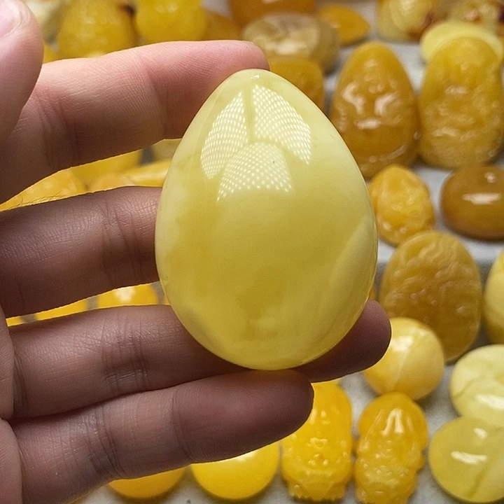 琥珀颈饰未镶嵌琥珀蜜蜡吊坠