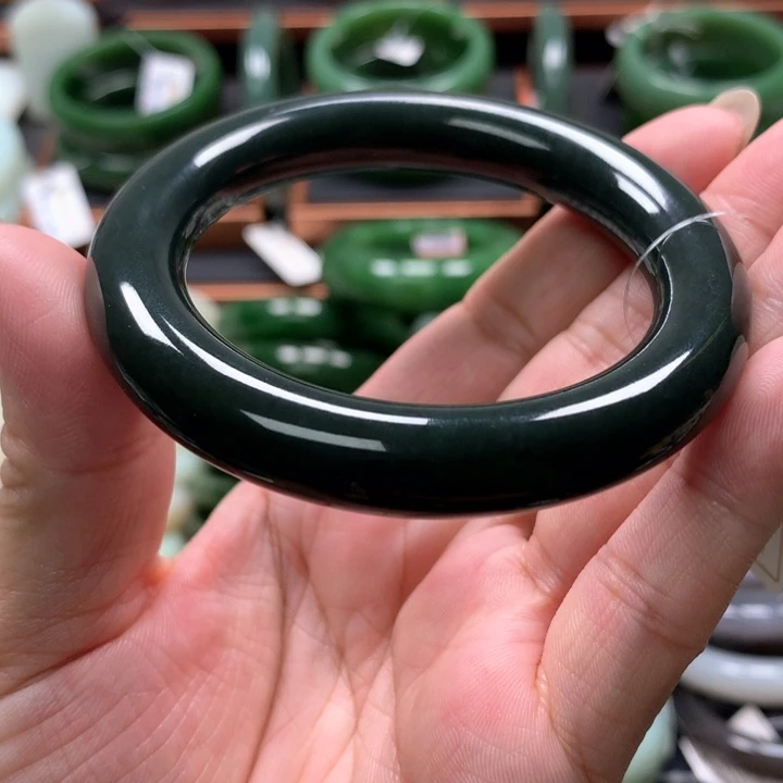 【闪购商品】和田玉手镯未镶嵌