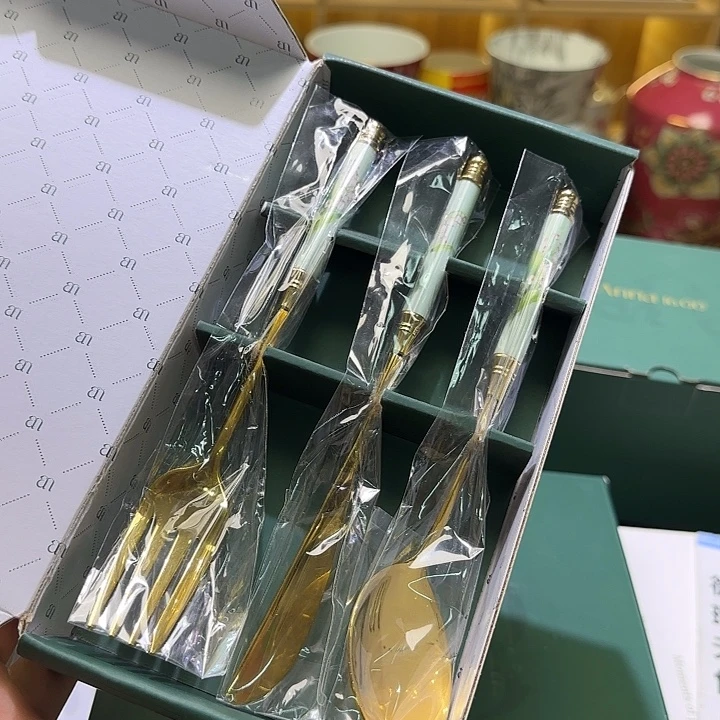 骨瓷实付满10包邮哈