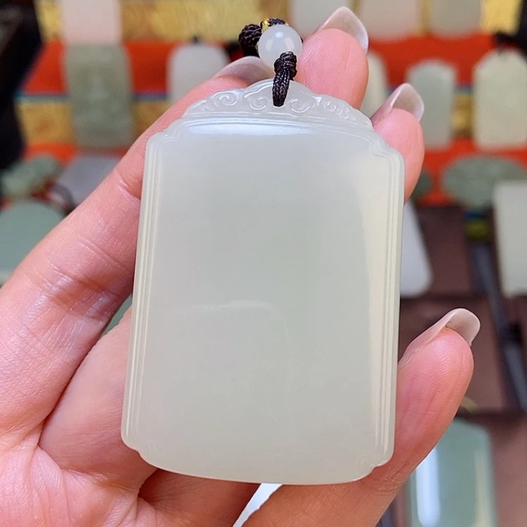 【闪购商品】颈饰未镶嵌和田玉