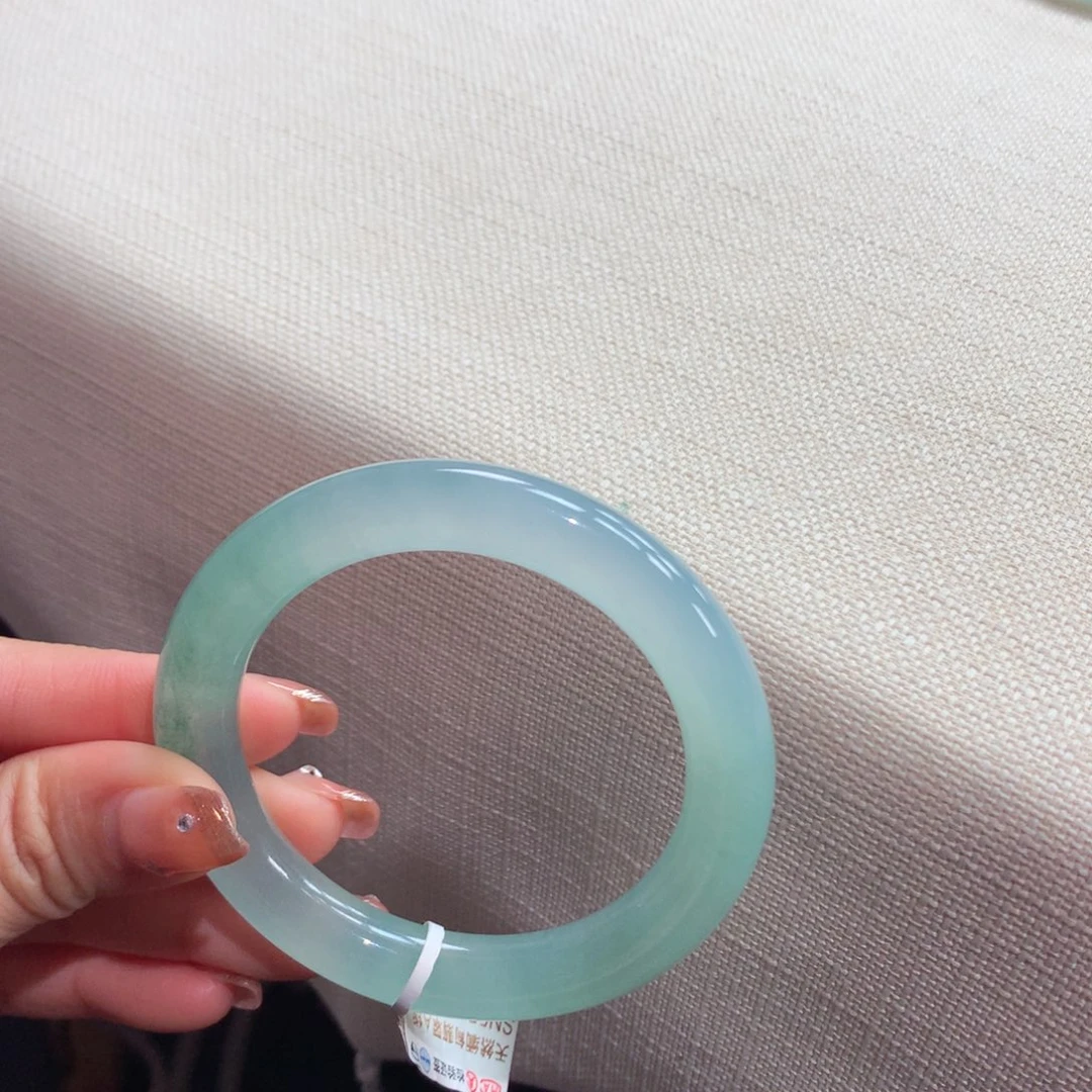 翡翠手镯未镶嵌30号