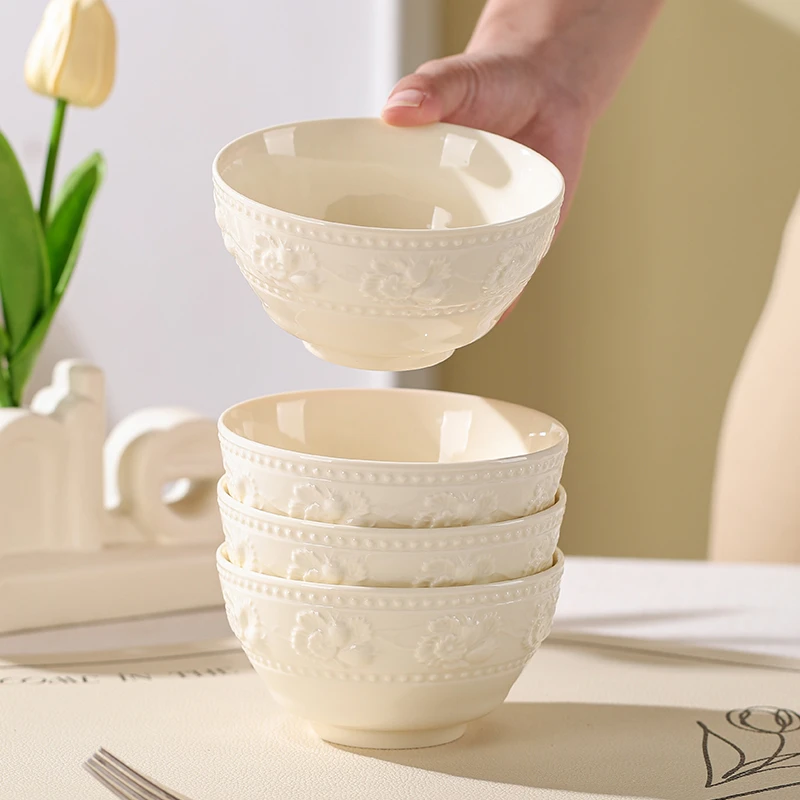 浮雕草莓4.5英寸米饭碗中式家用轻奢复古创意吃饭碗防烫厨房用品