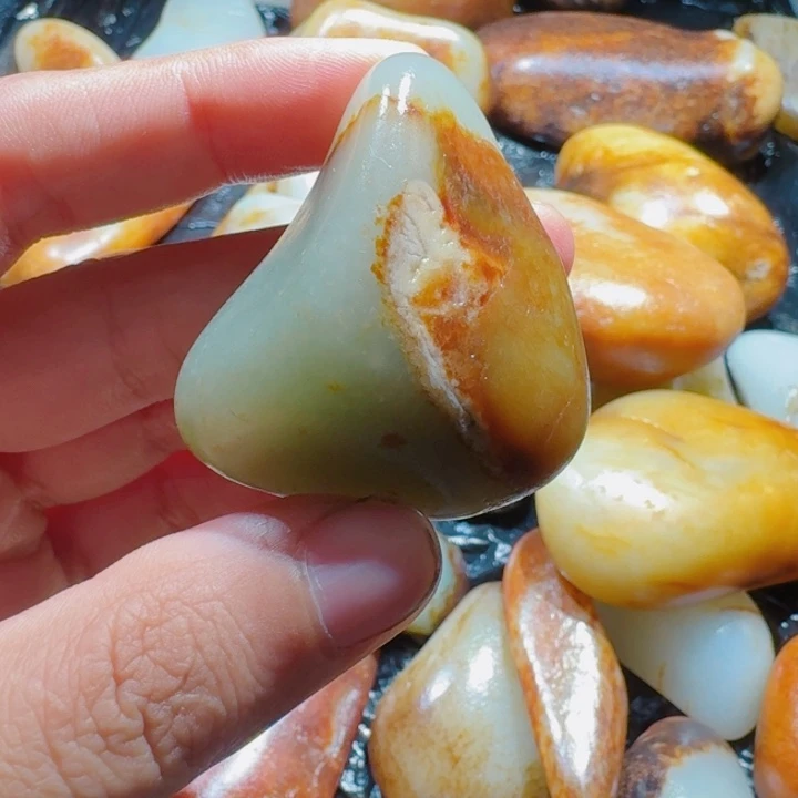 和田玉未镶嵌挂件52克