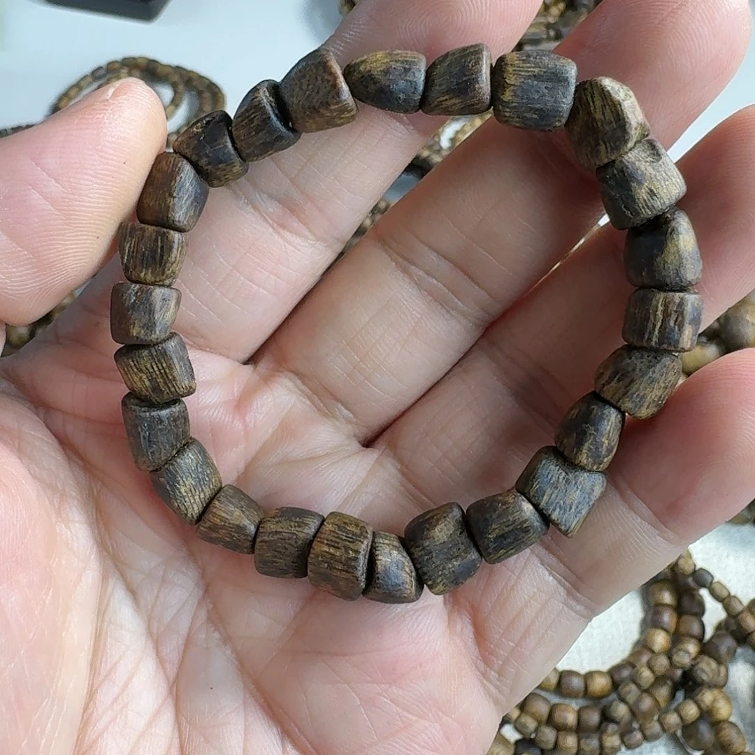 沉香手串富**楼奇楠树心油单圈多样性发货