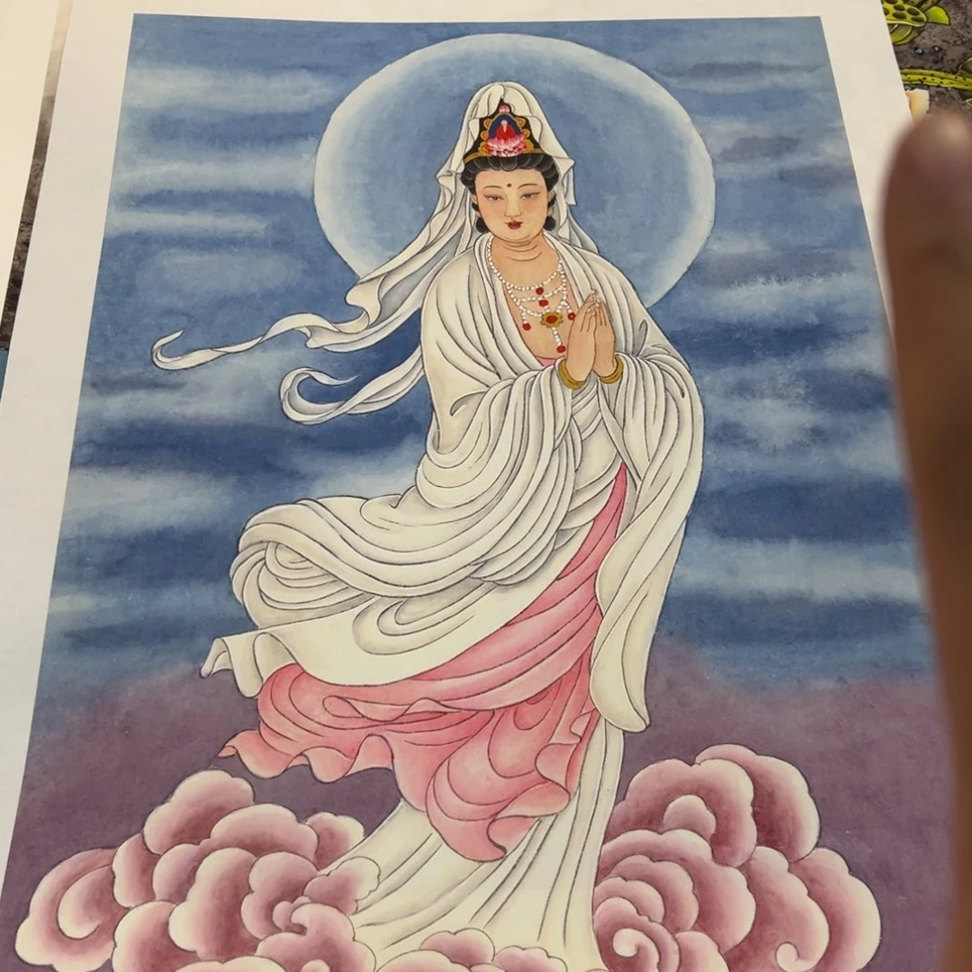 国画四尺三开菩萨作品