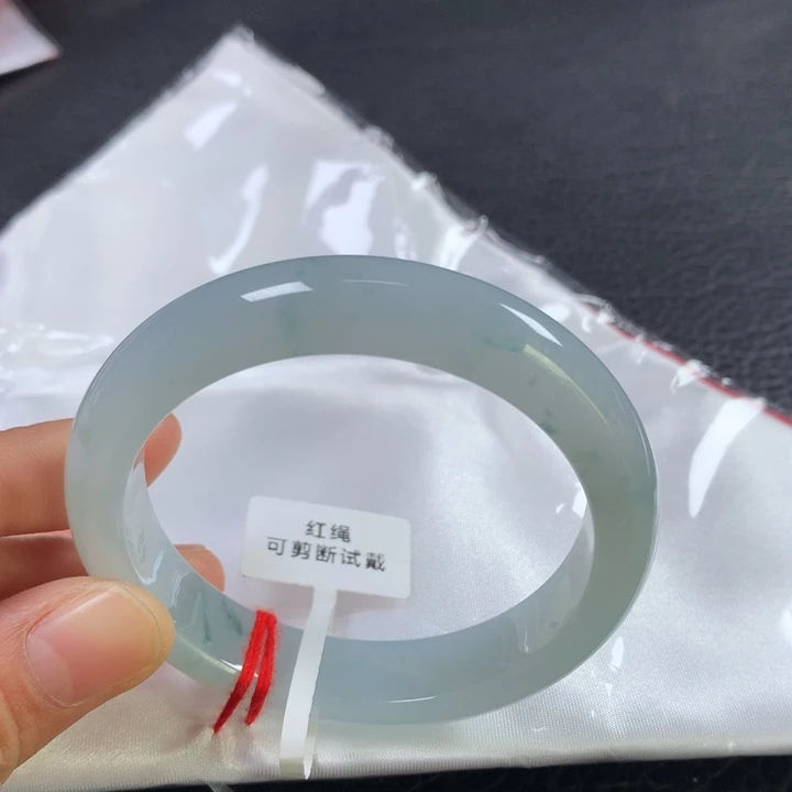 翡翠未镶嵌手镯54圈
