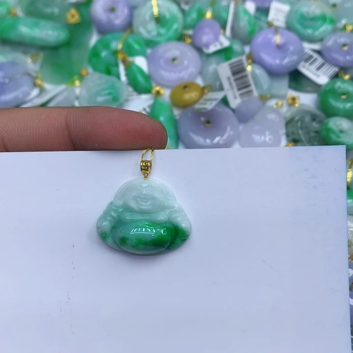 翡翠18K金镶嵌颈饰111111