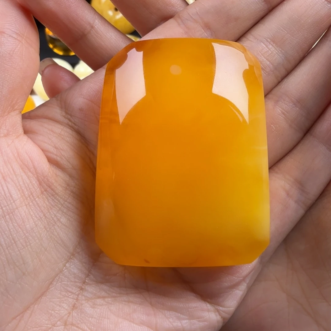 琥珀未镶嵌颈饰纯天然琥珀蜜蜡无谋划