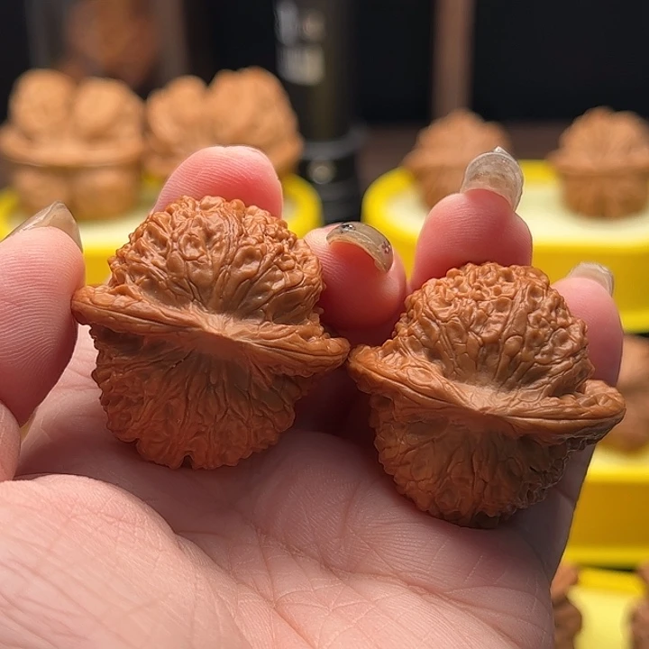 吊坠文玩核桃血麒麟 全品