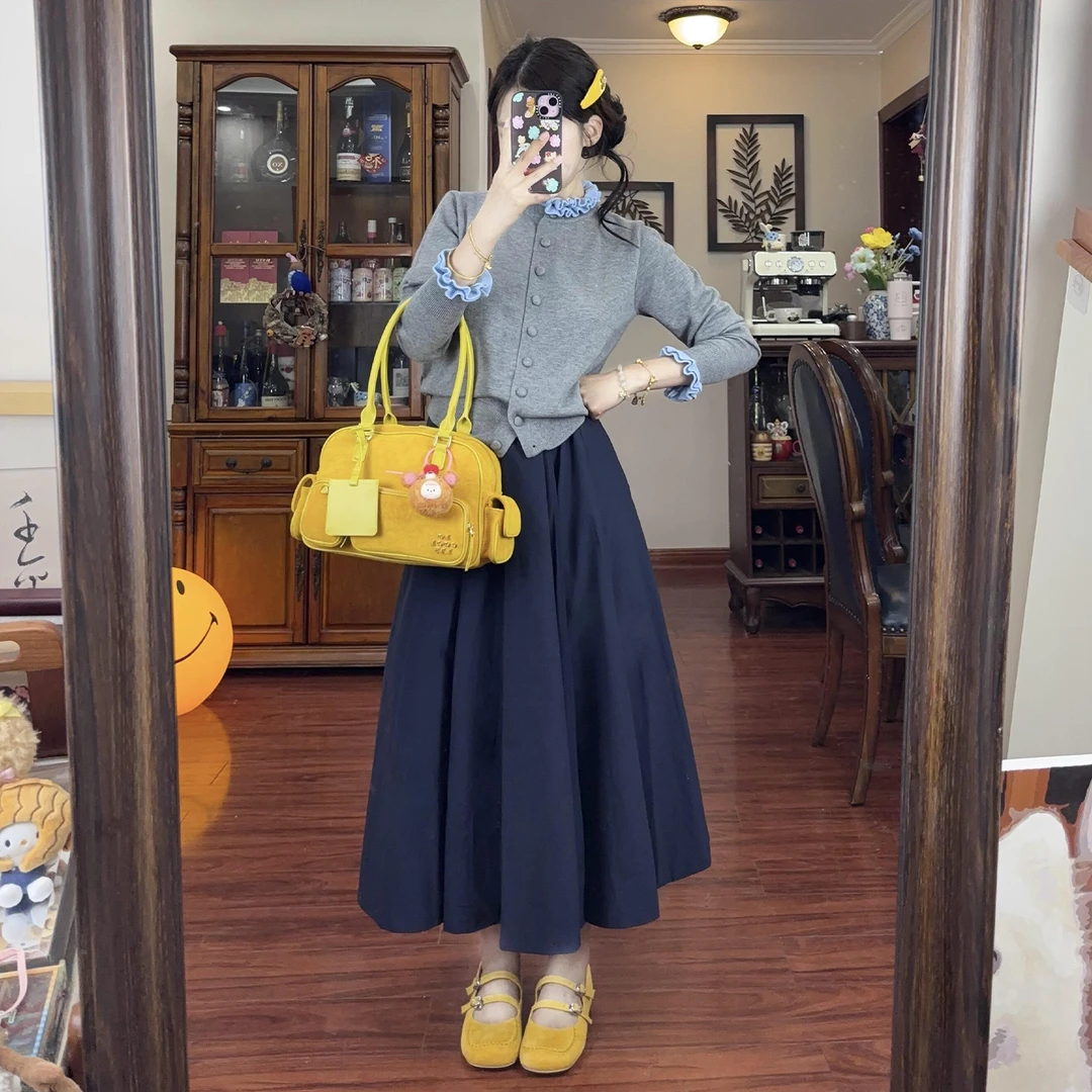 韩系春秋季穿搭2025新款巨好看秋冬花边别致女裙子针织上衣两件套