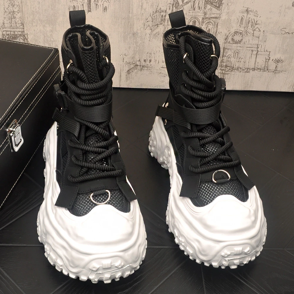 镂空马丁靴男款2025新款超火厚底高帮鞋夏季透气厚底内增高小白靴