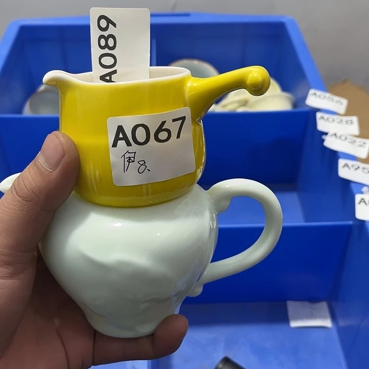 1***室瓷片茶摆件微瑕介意勿拍