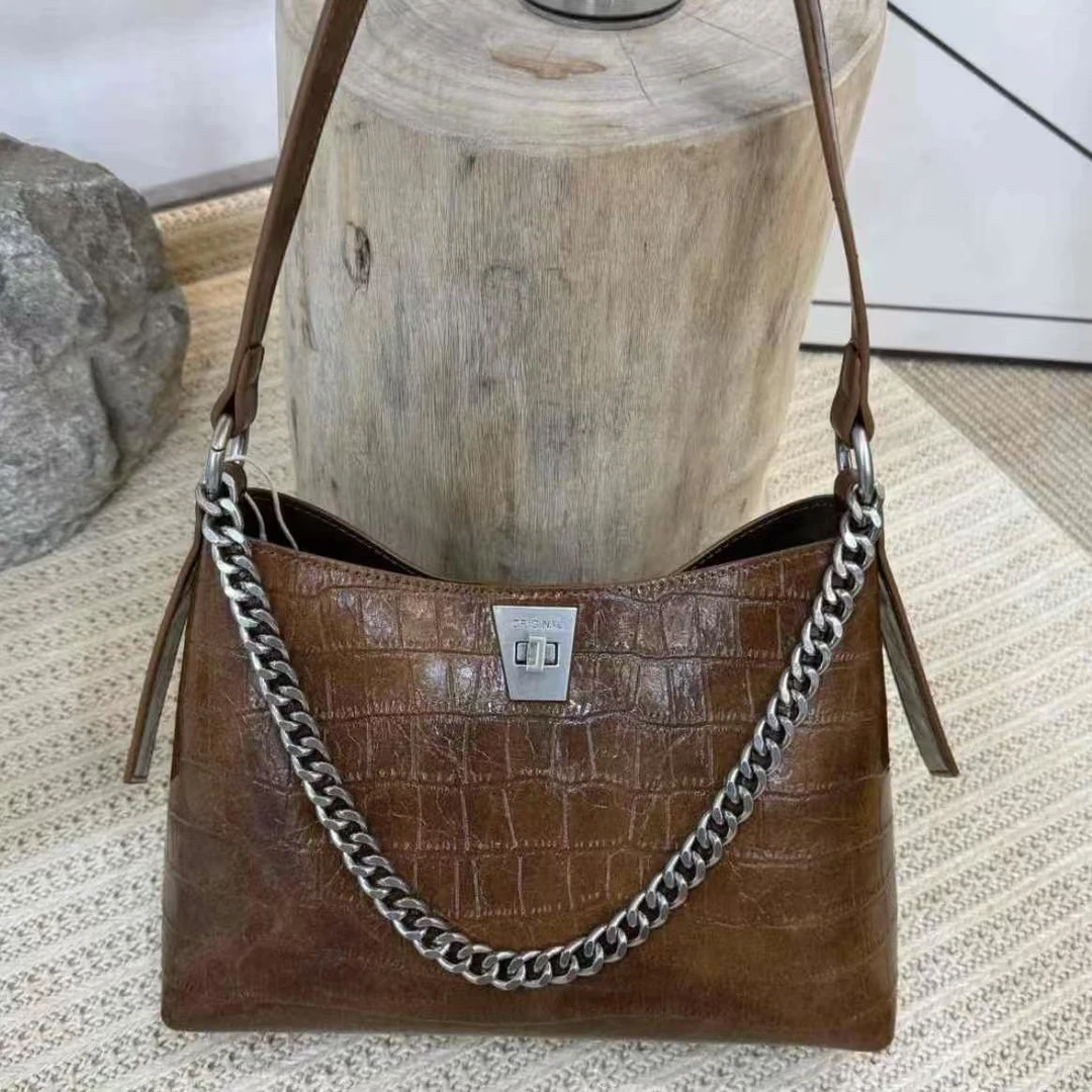 轻奢百搭高级感气质时尚斜挎女士包新品A65