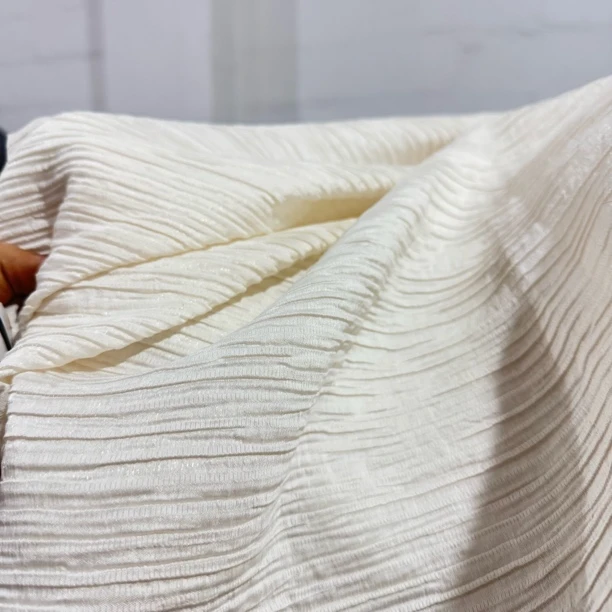 51 设计师款打皱薄如蝉翼天丝麻裙子面料6米 可以直接当9088