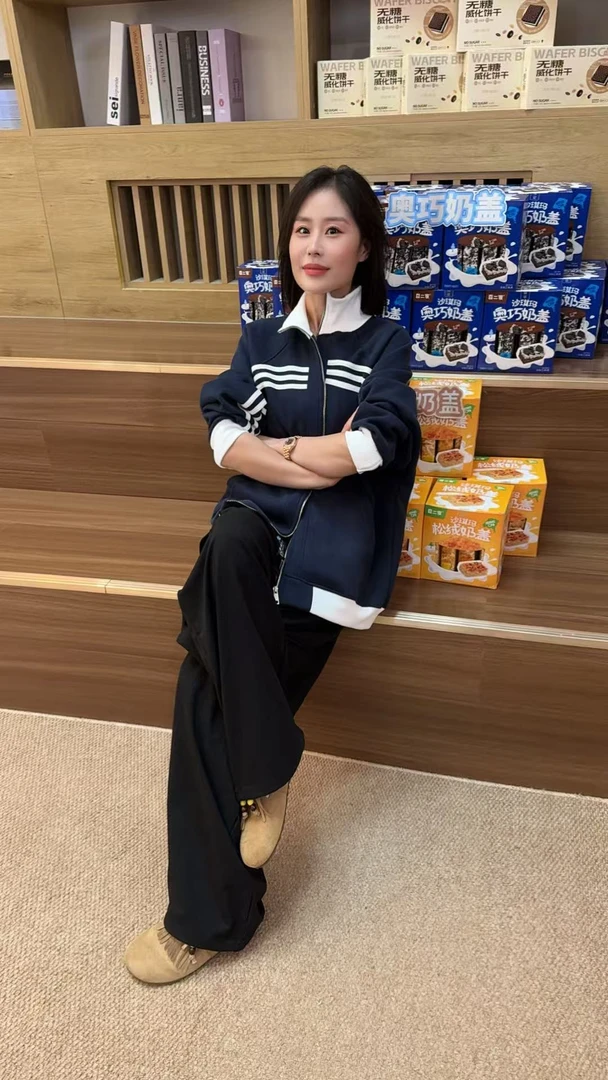 Miss Huo 立领卫衣外套 A  6607