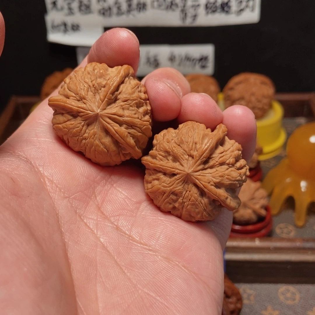 吊坠文玩核桃雨花石3麟37尺2