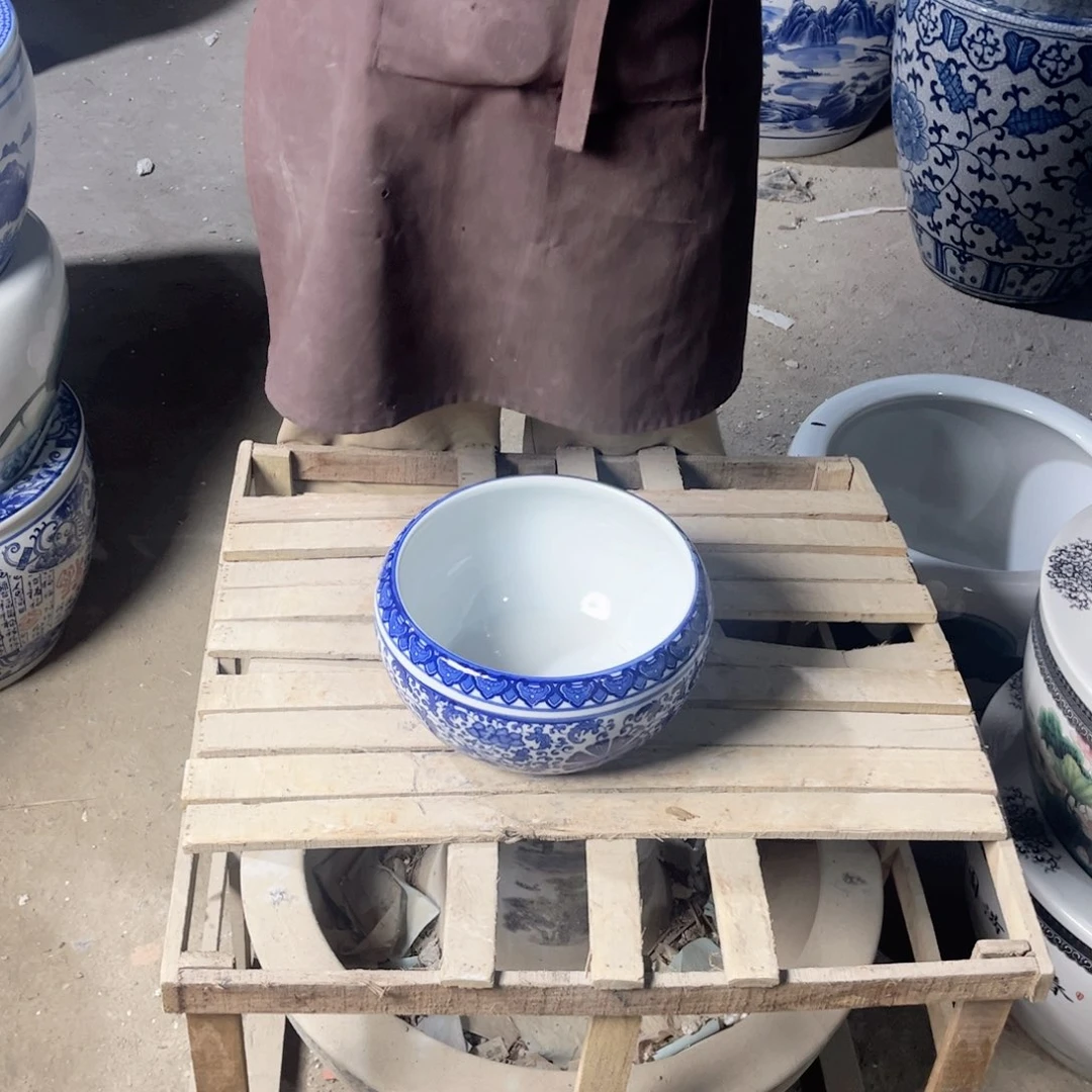 瓷片缠枝莲23.88888888