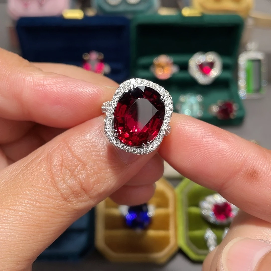 戒指18K金镶嵌碧玺9.05ct