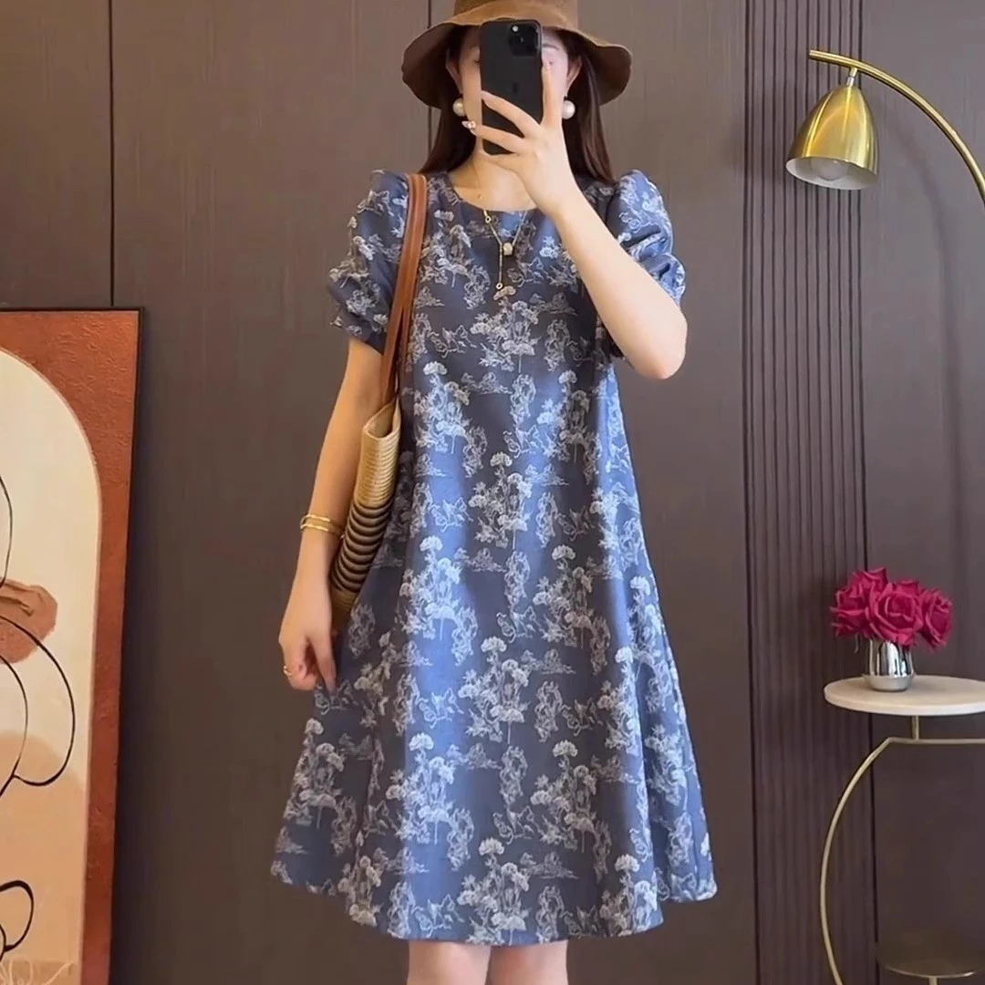依梦佳人大码女夏上新宽松气质连衣裙胖显瘦短袖设计多巴胺服装女