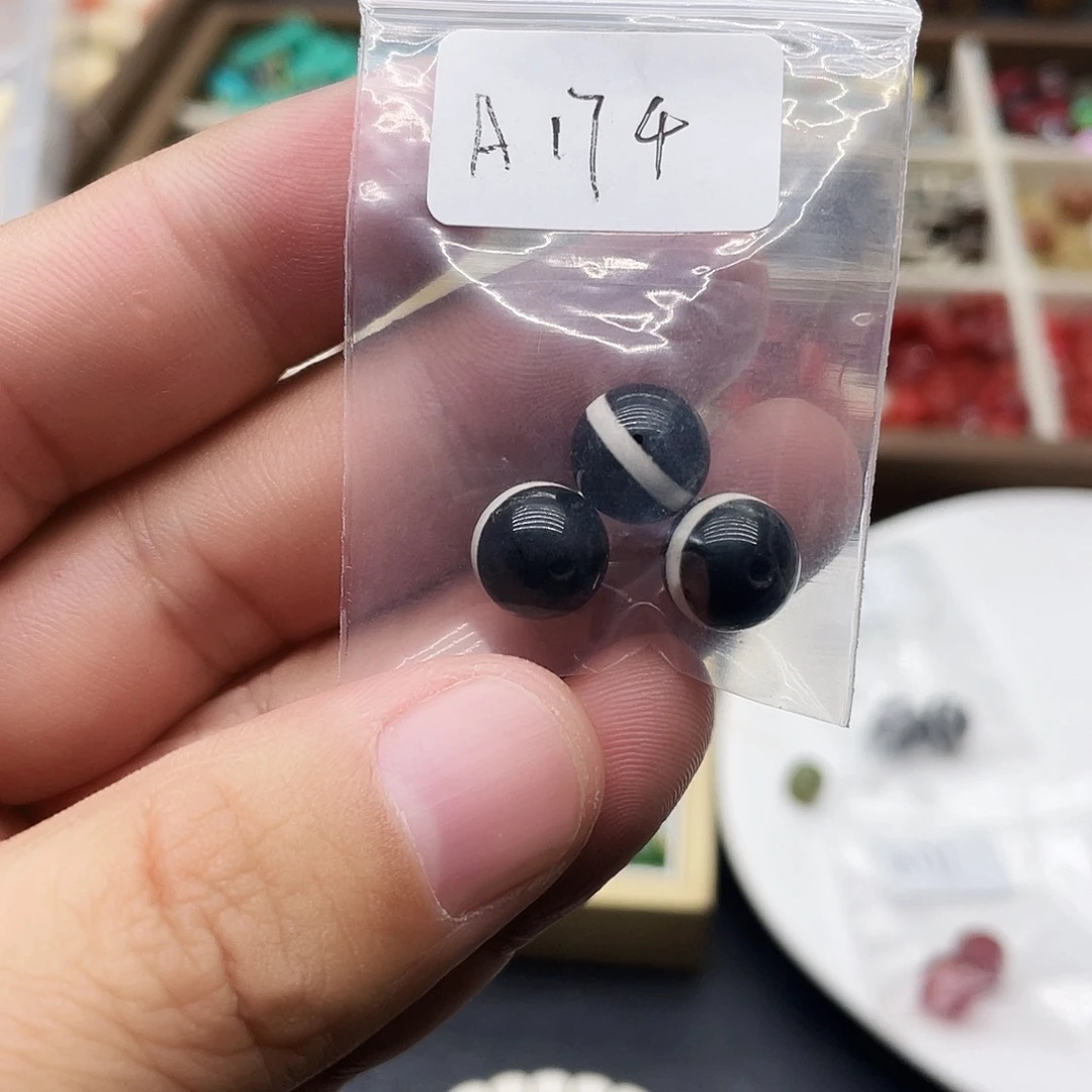 大***文玛瑙/玉髓未镶嵌桶珠A174