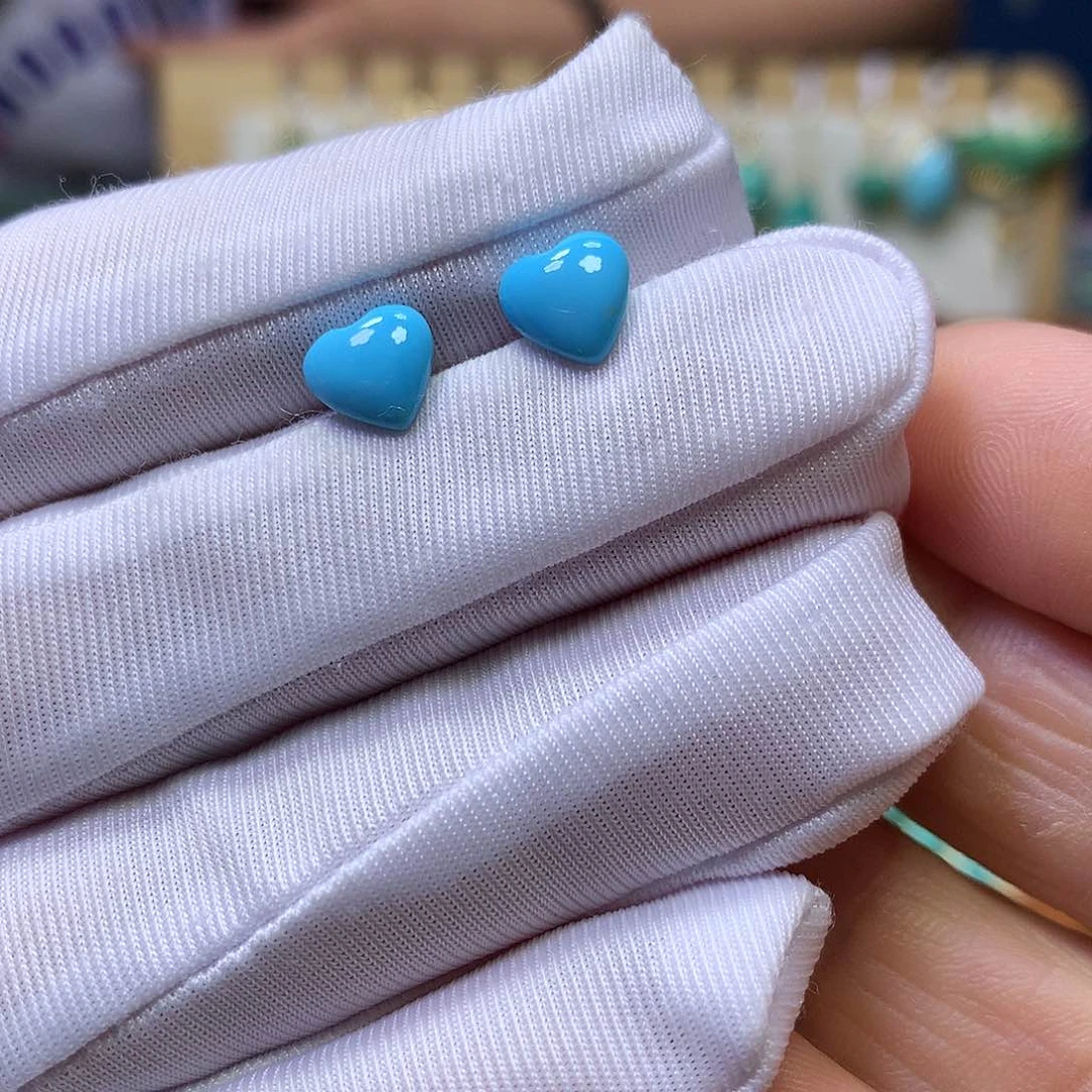 绿松石18K金镶嵌耳钉