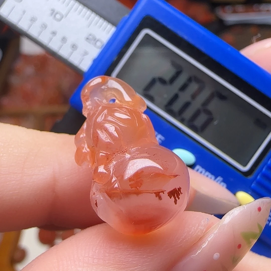 南红玛瑙未镶嵌颈饰