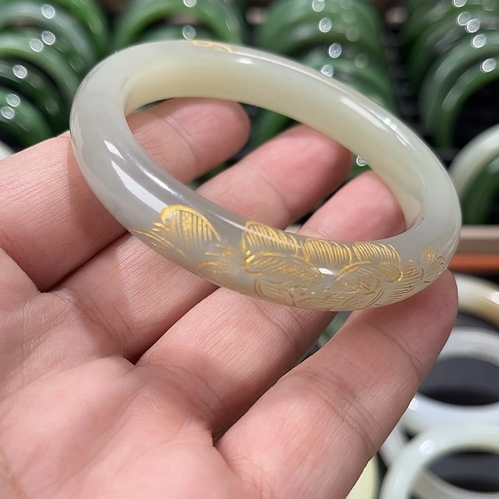 和田玉未镶嵌手镯55～1