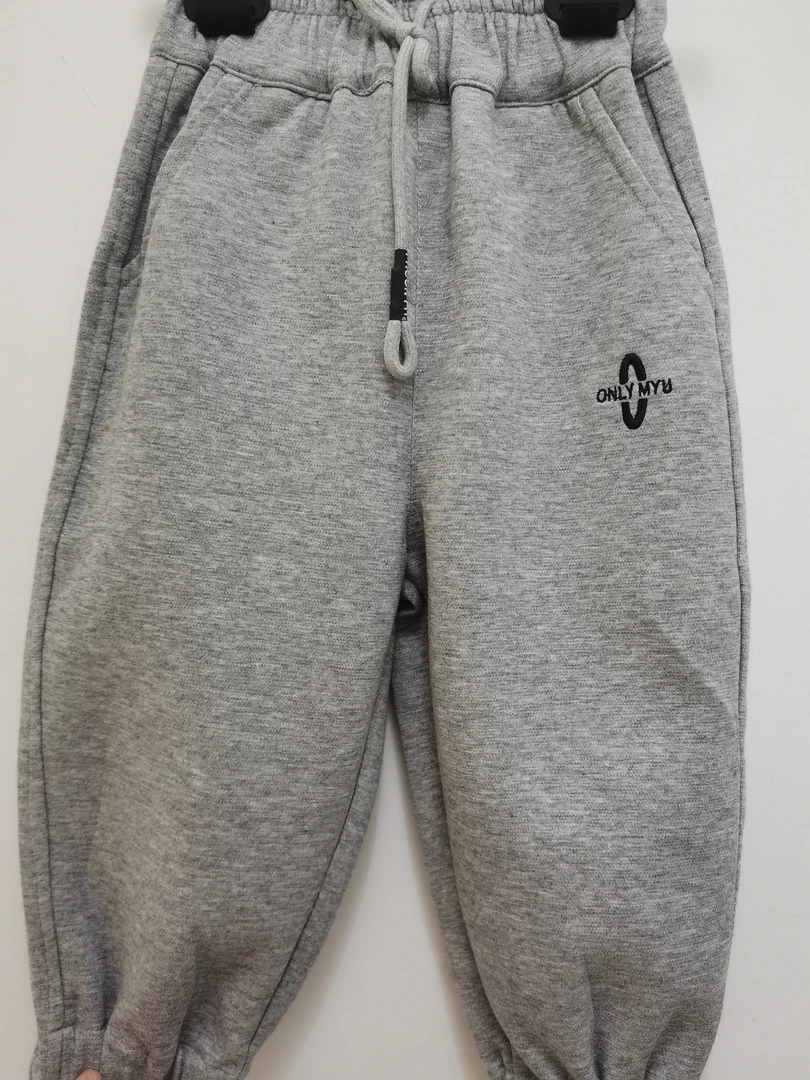 Q38053小童灰色刺绣休闲裤