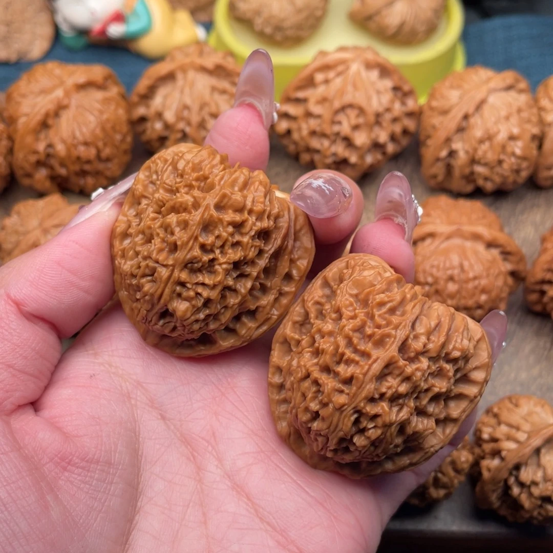 文玩核桃把件全品逐鹿拉丝纹南疆41