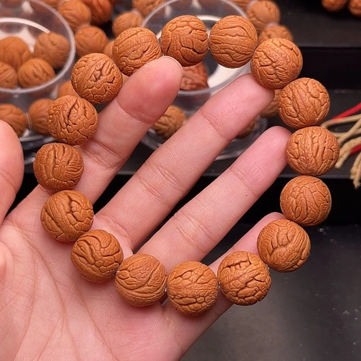 手串桃核金丝龙珠1.6