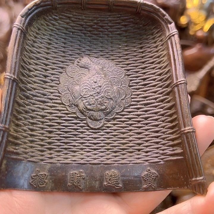 铜12233558899966663666