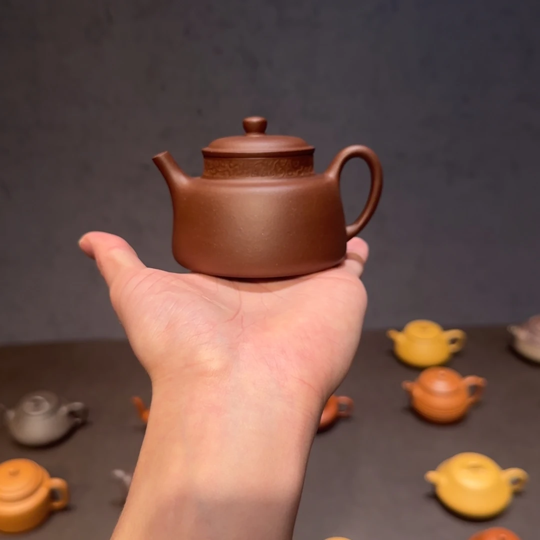 用***8茶壶紫砂言心 老宕口黄金段 160cc