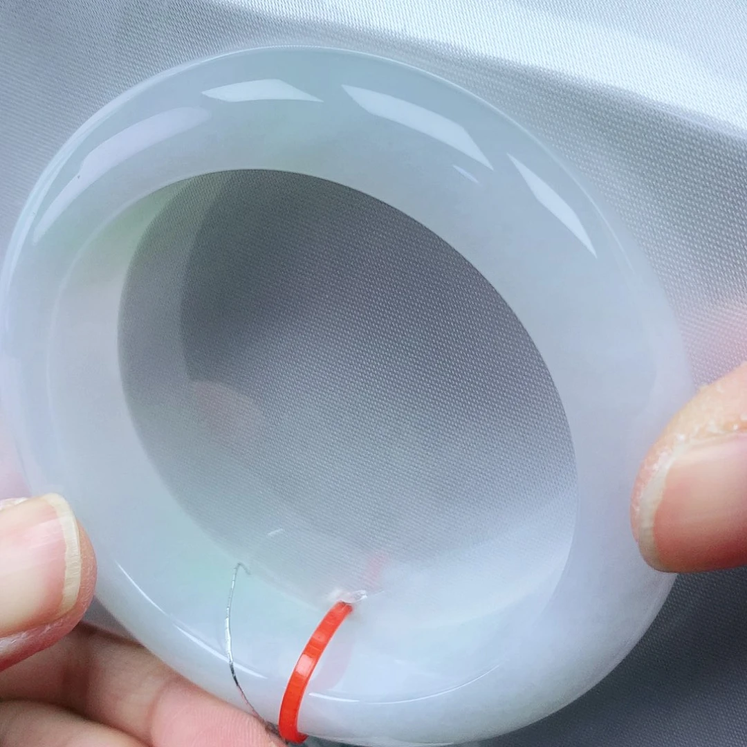 翡翠手镯未镶嵌52圈