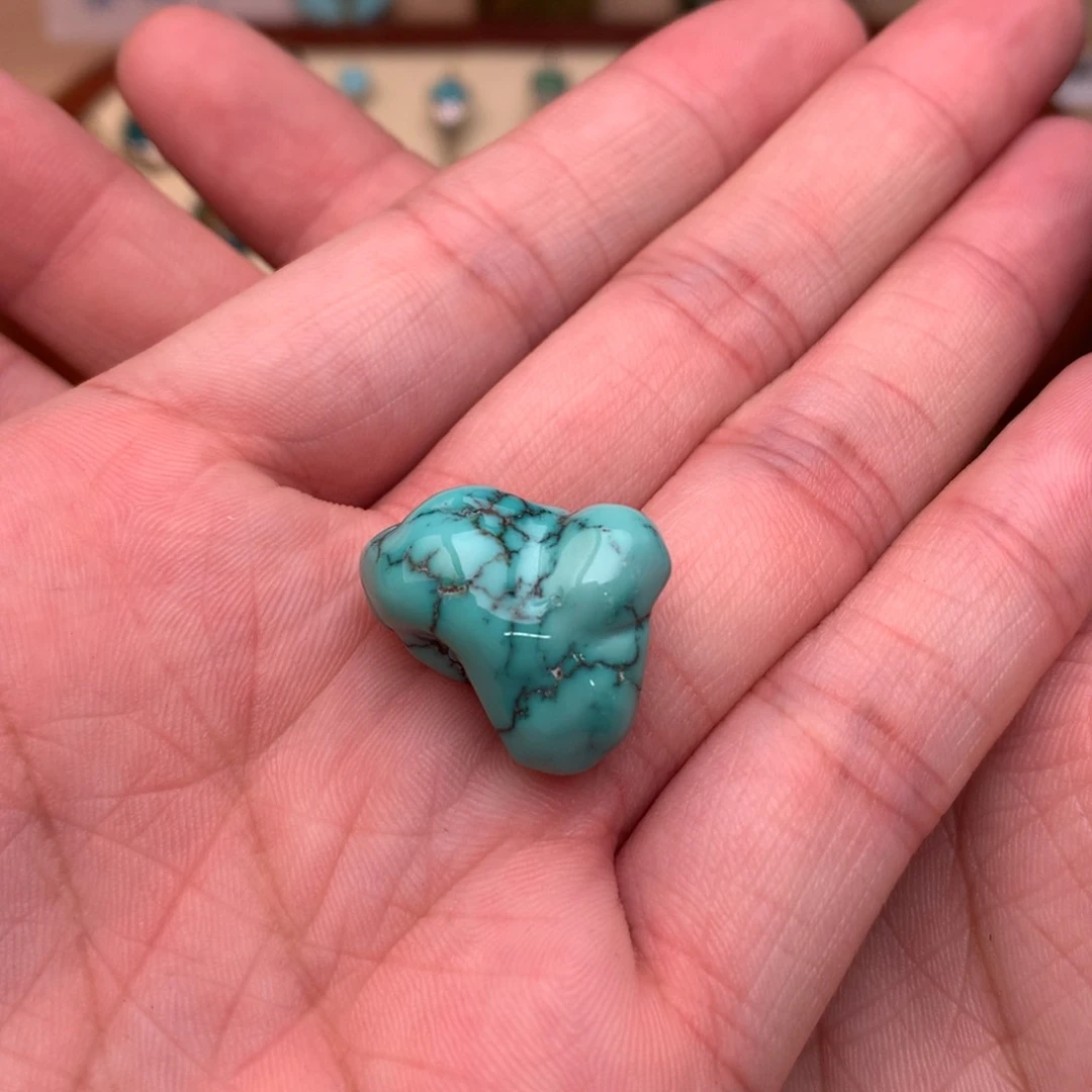 未镶嵌绿松石珠宝奇石