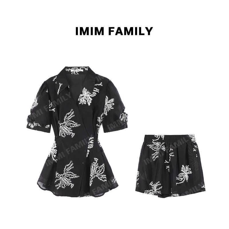 “花影霓裳”提花刺绣V领修身衬衫高腰短裤夏季度假风时尚套