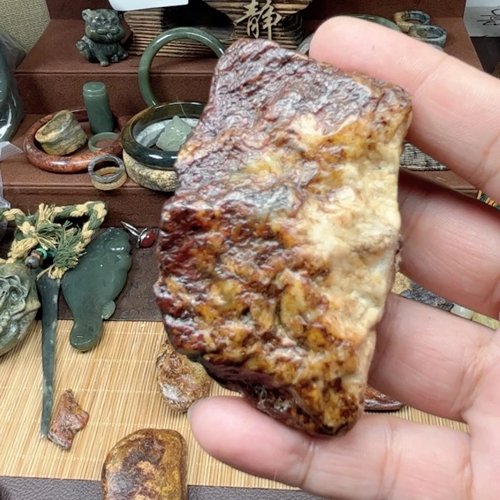 岫岩河磨玉（透闪石质玉）把件未镶嵌云***?