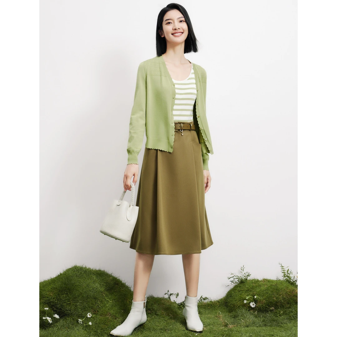 【晨粉专享价】2024年新款简约纯色设计时尚A字裙子女显瘦半身裙